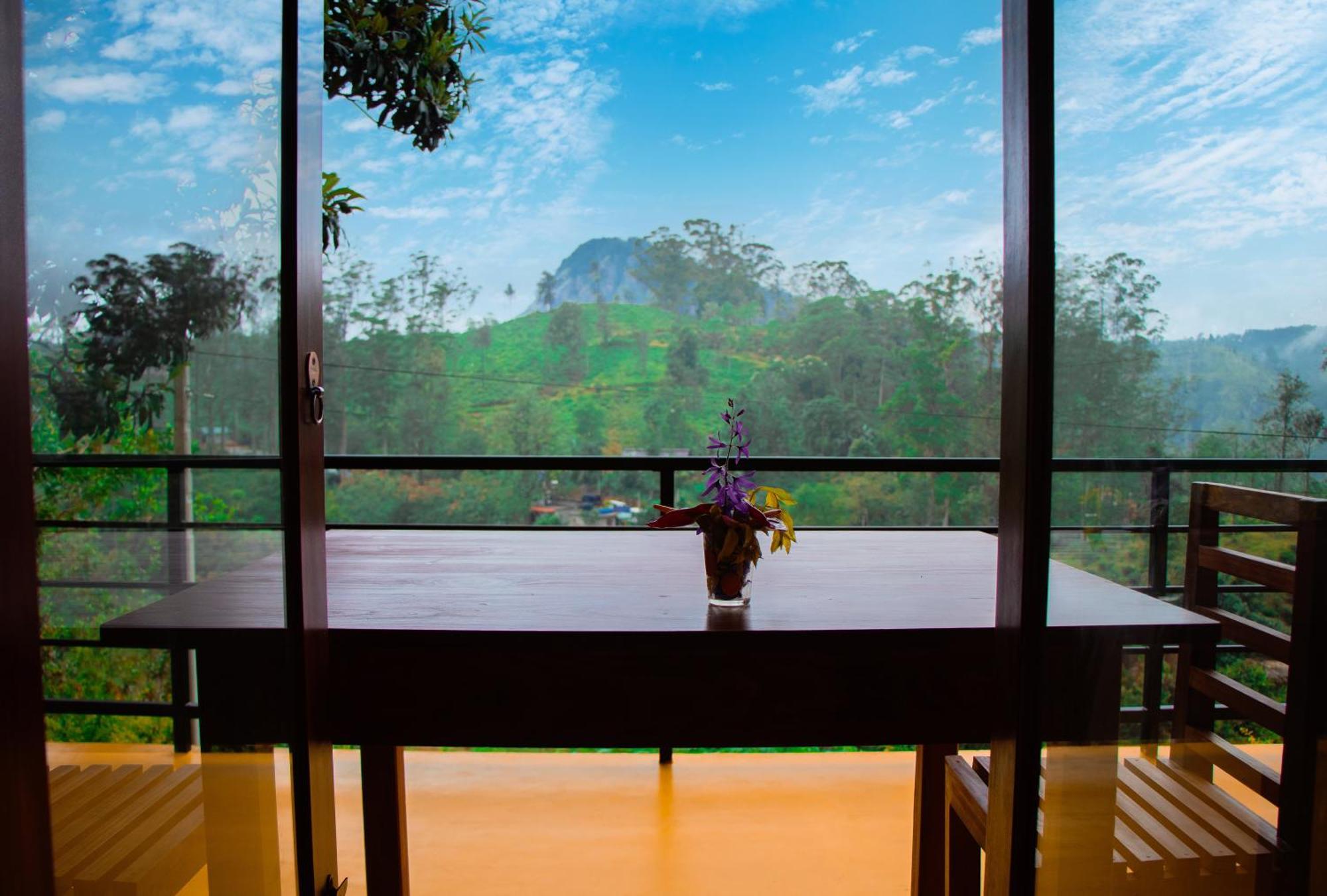 Nine Arch Wood Cabin เอลลา ภายนอก รูปภาพ