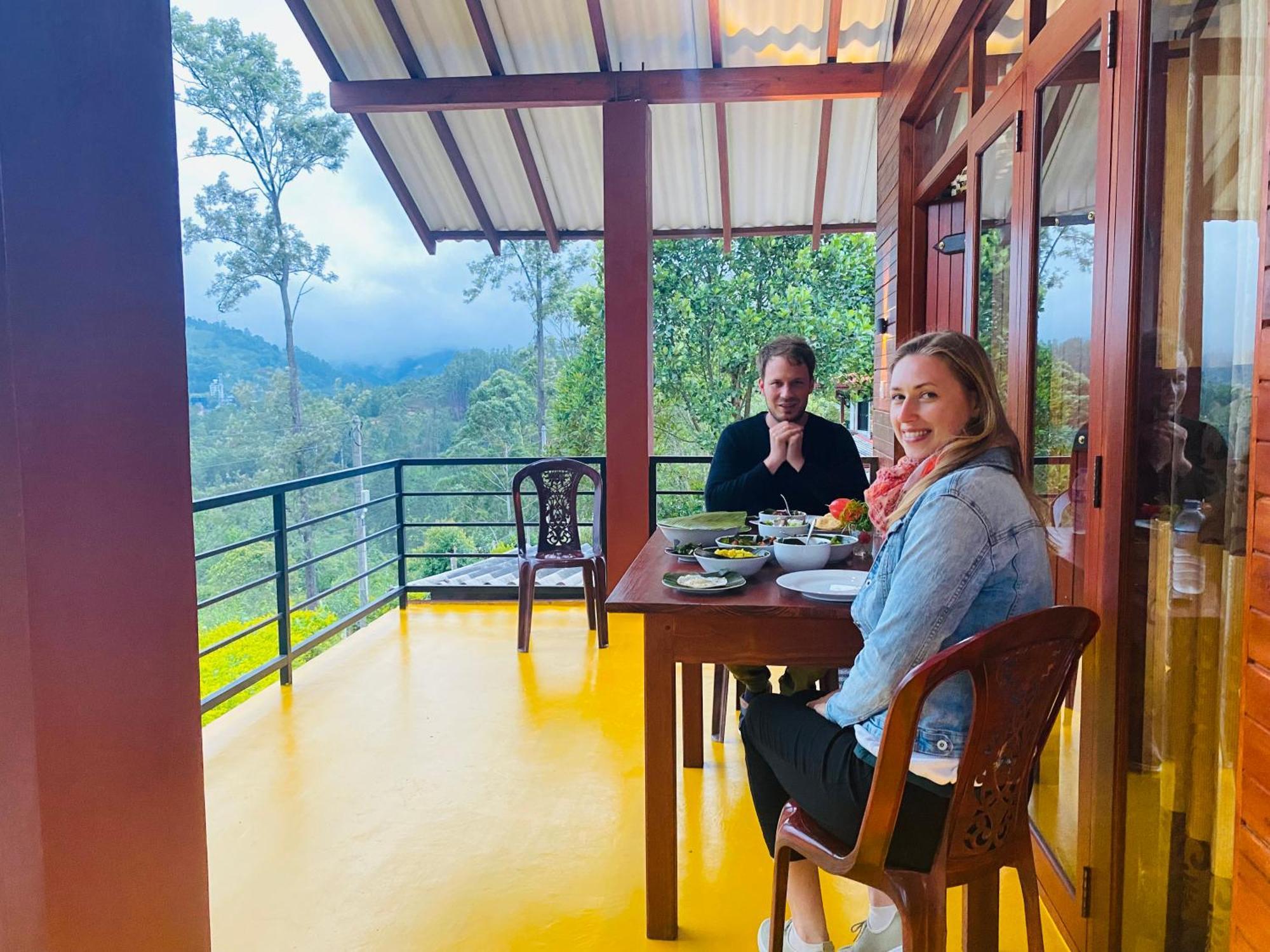 Nine Arch Wood Cabin เอลลา ภายนอก รูปภาพ